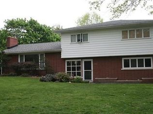 1300 Morrison Dr, Erie, PA 16505