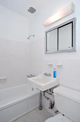 Rented by Prince Real Estate Associates LLC | media 17