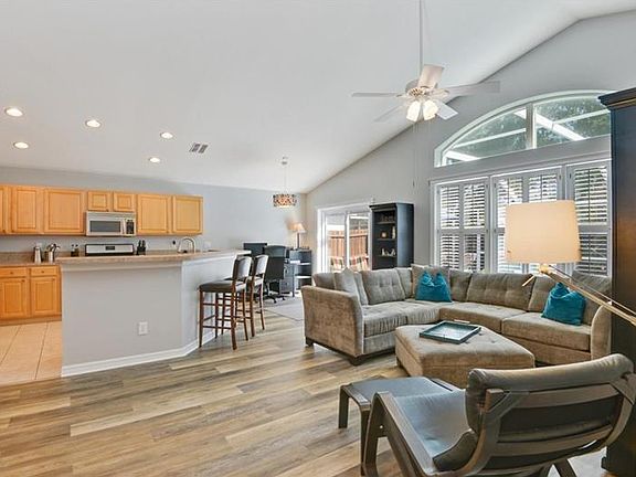 4th image of 12149 Bishopsford Dr