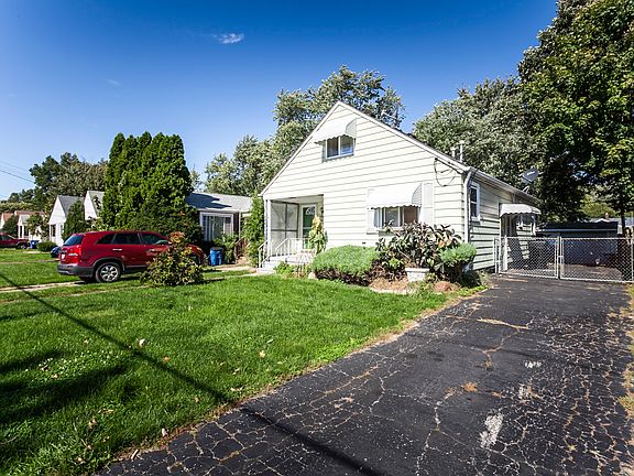 4th image of 18504 Rockland Ave