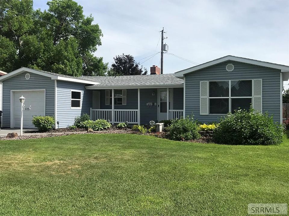 1st image of 1070 Syringa Dr