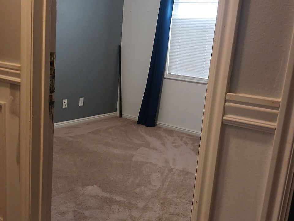 2nd image of 2091 E 1400 S