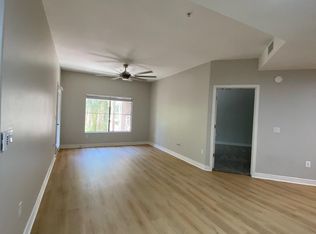5450 E Deer Valley Dr UNIT 2214, Phoenix, AZ 85054