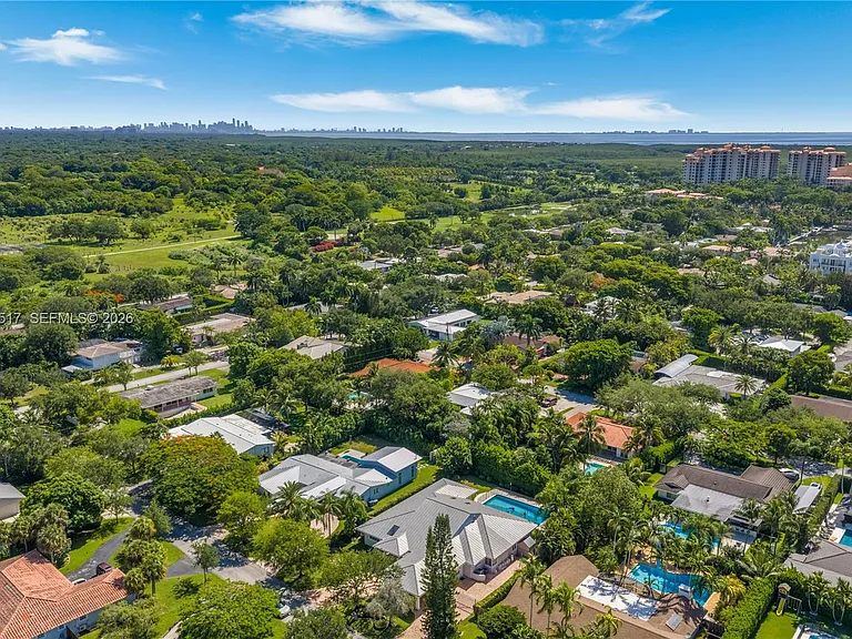 14601 Pompano Dr — Photo 43