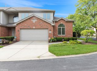 9443 Perth Cir, Tinley Park, IL 60487