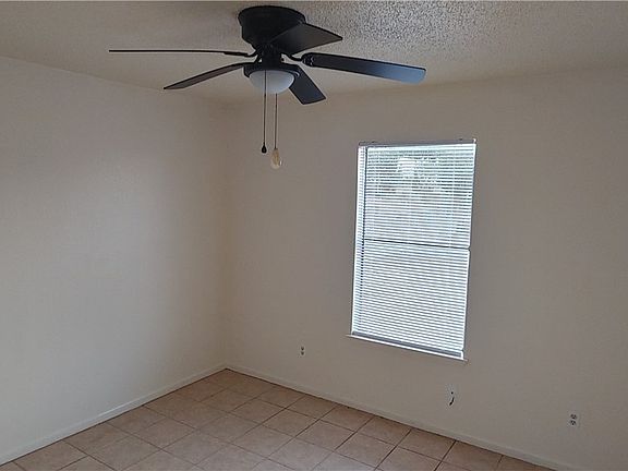 5th image of 915 N 7th St