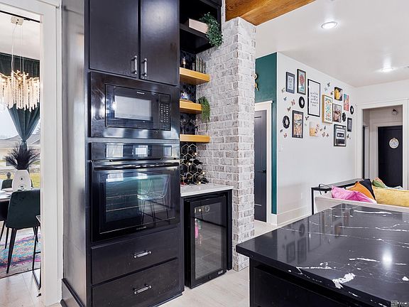 5th image of 42459 Wesley Howe Rd