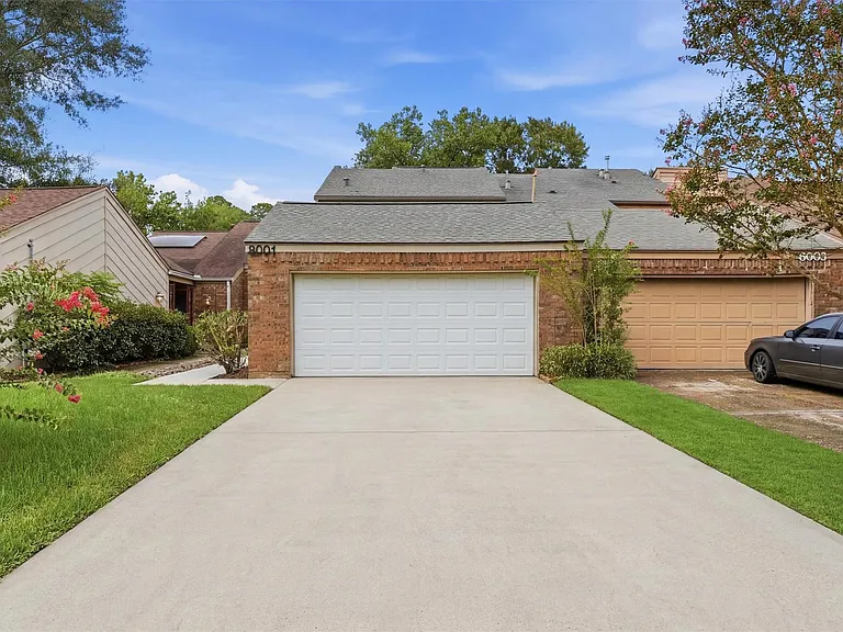 8001 Rebawood Dr — Photo 25