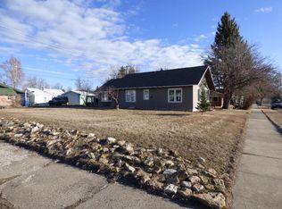 718 W Pine St, Lewistown, MT 59457