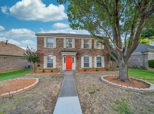 843 Sonora Ln, Grand Prairie, TX 75052