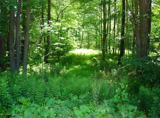 Gardner Rd, Moscow, PA 18444