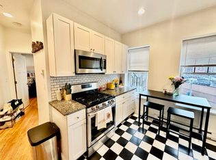 52 Hull St APT 3, Boston, MA 02113