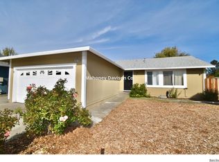 1070 Elvera St, Rohnert Park, CA 94928