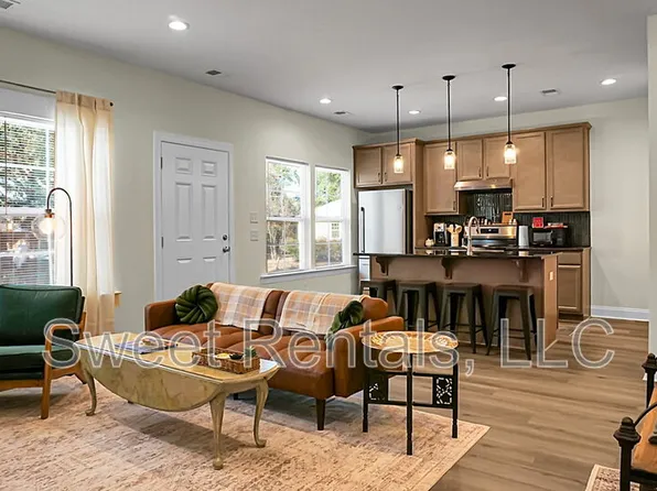 1717 Wappoo Dr, Charleston, SC 29407