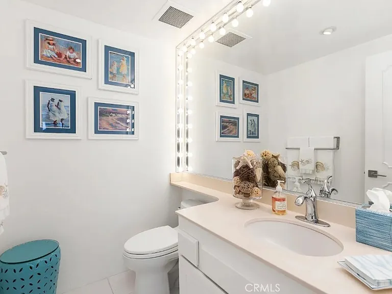 601 Lido Park Dr #2E — Photo 17