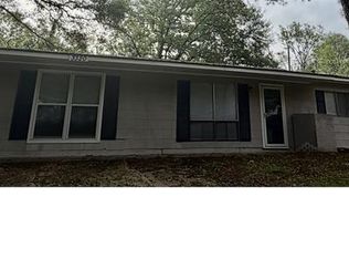 3320 Ridgeland Dr, Jackson, MS 39212