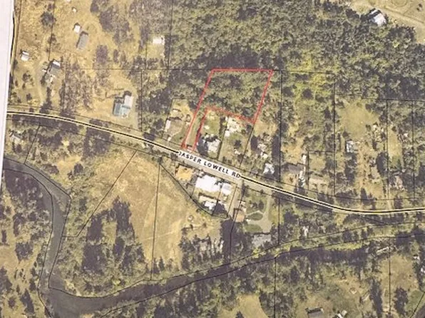 39065 Jasper Lowell Rd, Fall Creek, OR 97438