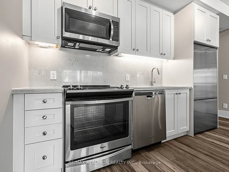 271 Sea Ray Ave #B209 — Photo 5