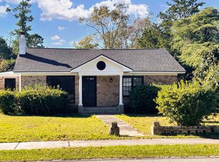 135 Carolina Dr, Saint Stephen, SC 29479