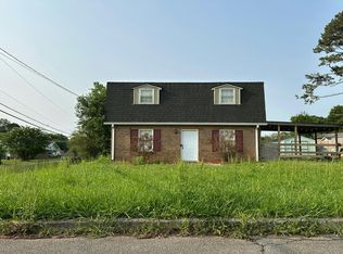 11 Hawk Rd NW, Cartersville, GA 30121