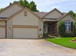 221 N Valley Creek Dr, Valley Center, KS 67147