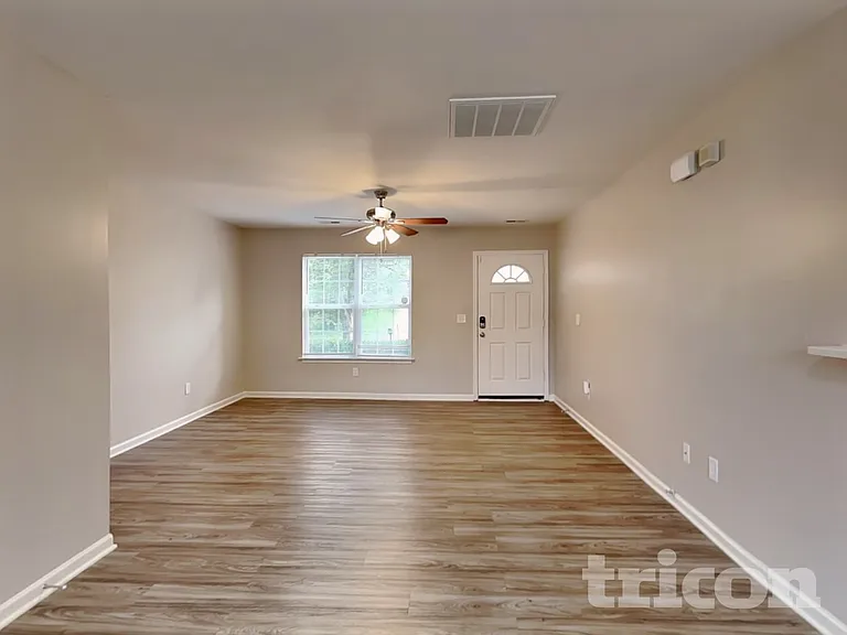 9514 Parkridge Dr — Photo 3