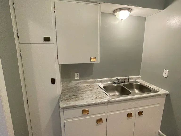 808 Florida Ave — Photo 18