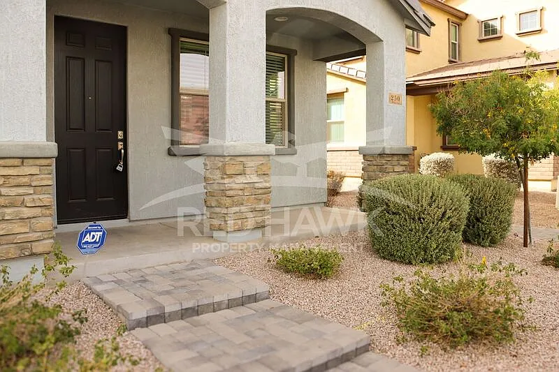 2 bed, 2.0 bath, 1230 sqft, $1,995 — Photo 1