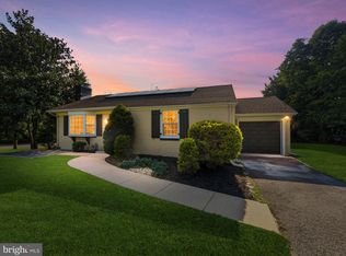 223 N Cropwell Rd, Marlton, NJ 08053