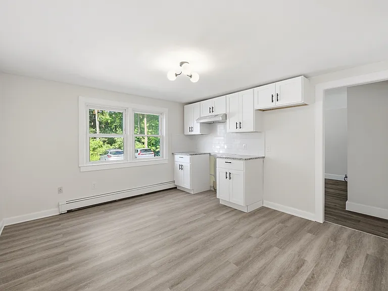 78 School St #3 — Photo 4
