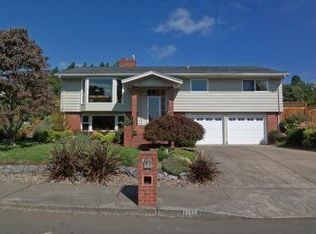 12095 NW Lovejoy St, Portland, OR