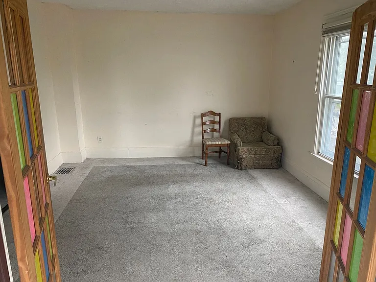 63 Brown St NW — Photo 2