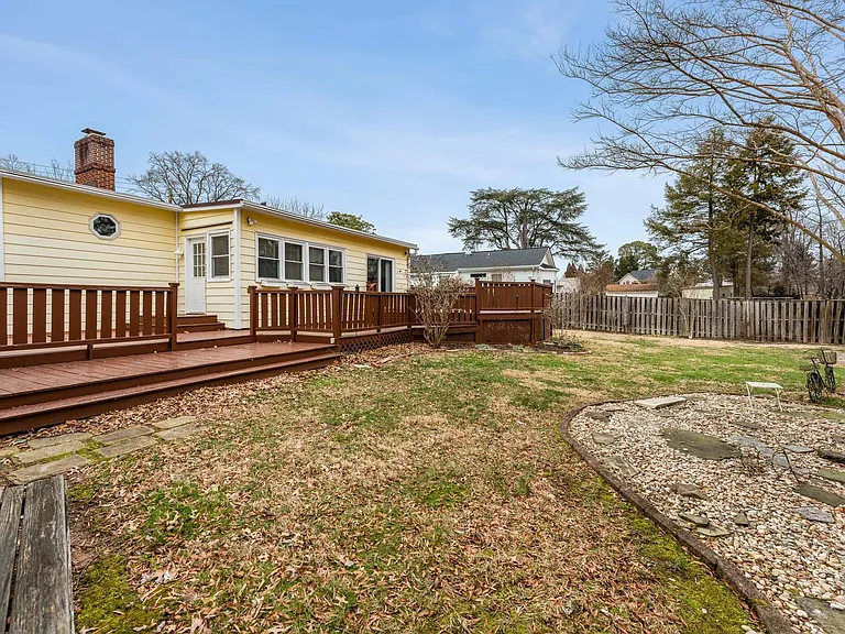 3503 Maple Ct — Photo 34
