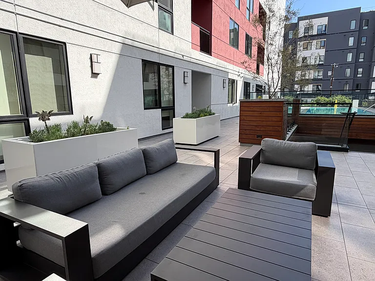 1234 Wilshire Blvd #115 — Photo 31