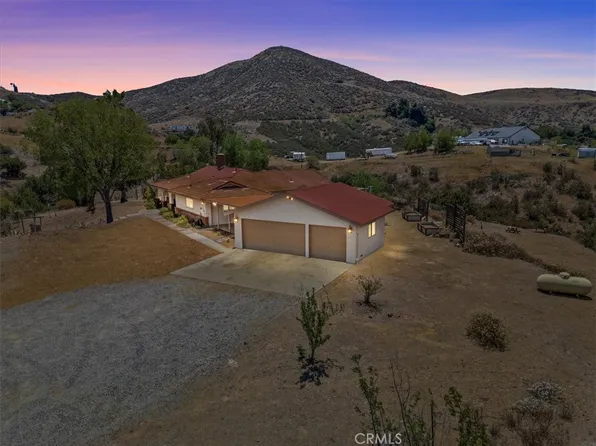 15470 Gavilan Springs Rd, Perris, CA 92570