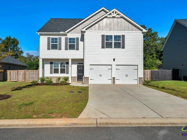 212 Harrow Dr, Perry, GA 31069