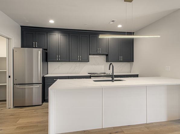 200 W Gregory Blvd #202
