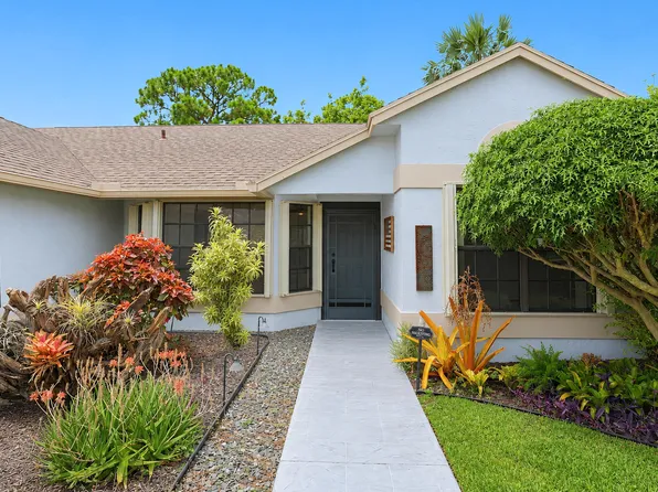 117 Sherwood Drive, Royal Palm Beach, FL 33411