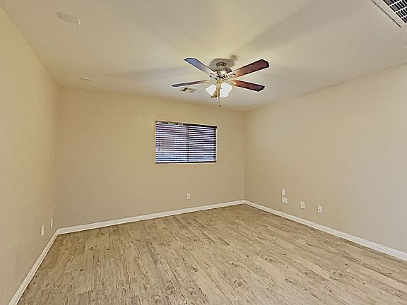 5th image of 687 Loughton St