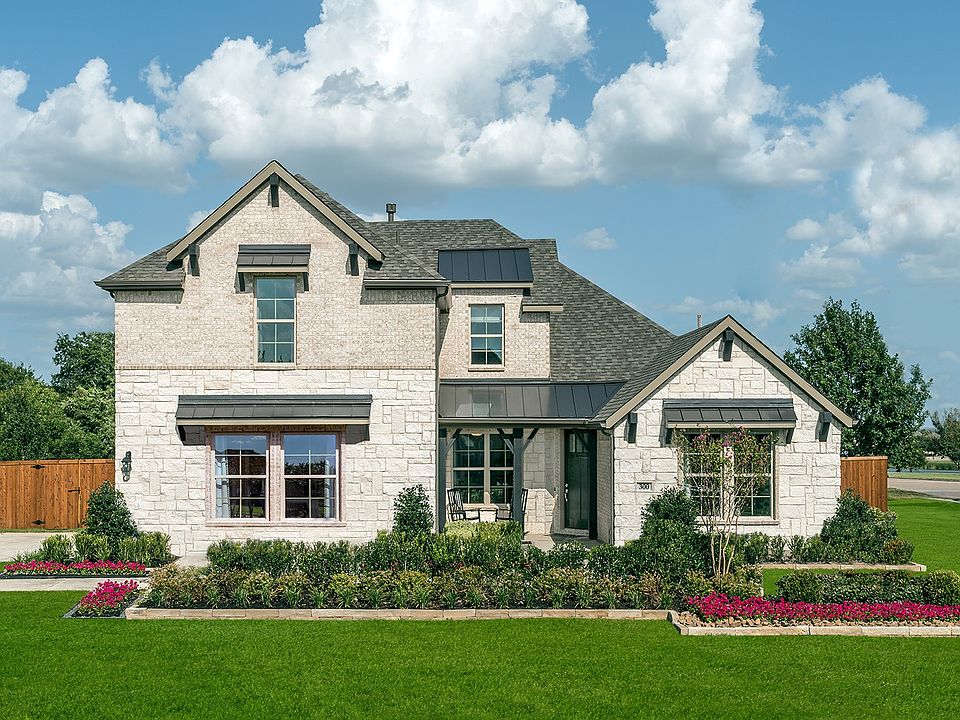 1st image of 300 Waterford Ln