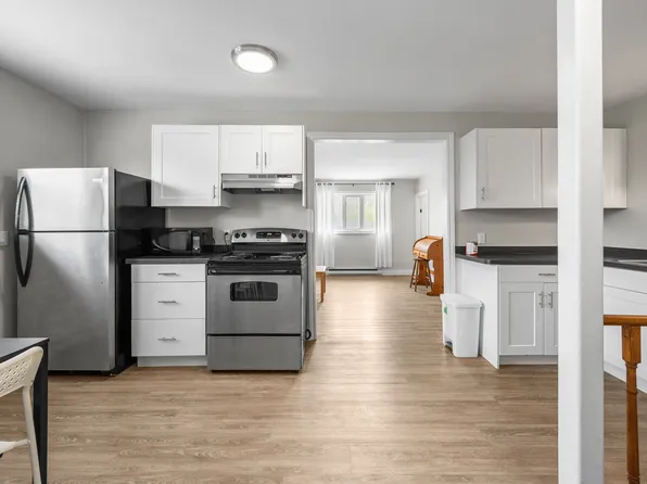 432 Barrie St, Kingston, ON K7K 3T9