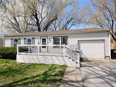 1302 N Cedar Crest Dr, Independence, MO, 64056
