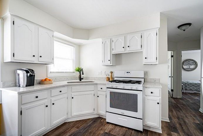 Clean, functional kitchen
