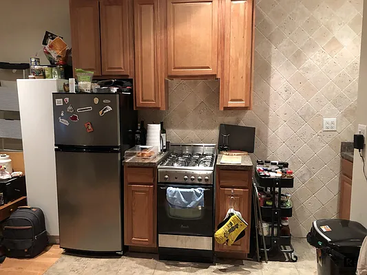 Rented by R New York | media 32