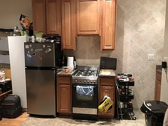 Rented by R New York