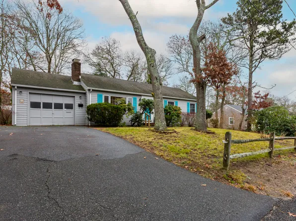 10 Aurora Lane, South Yarmouth, MA 02664