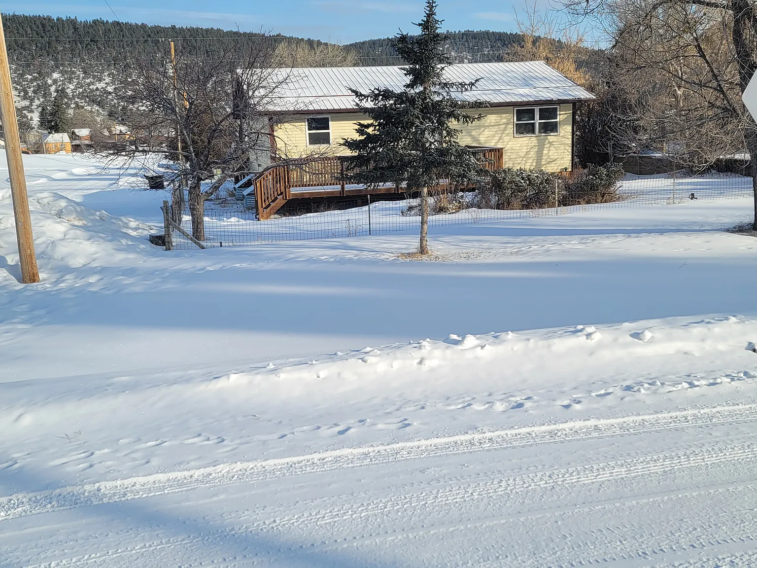 4 bed, 2200 sqft, $1,800 — Photo 1