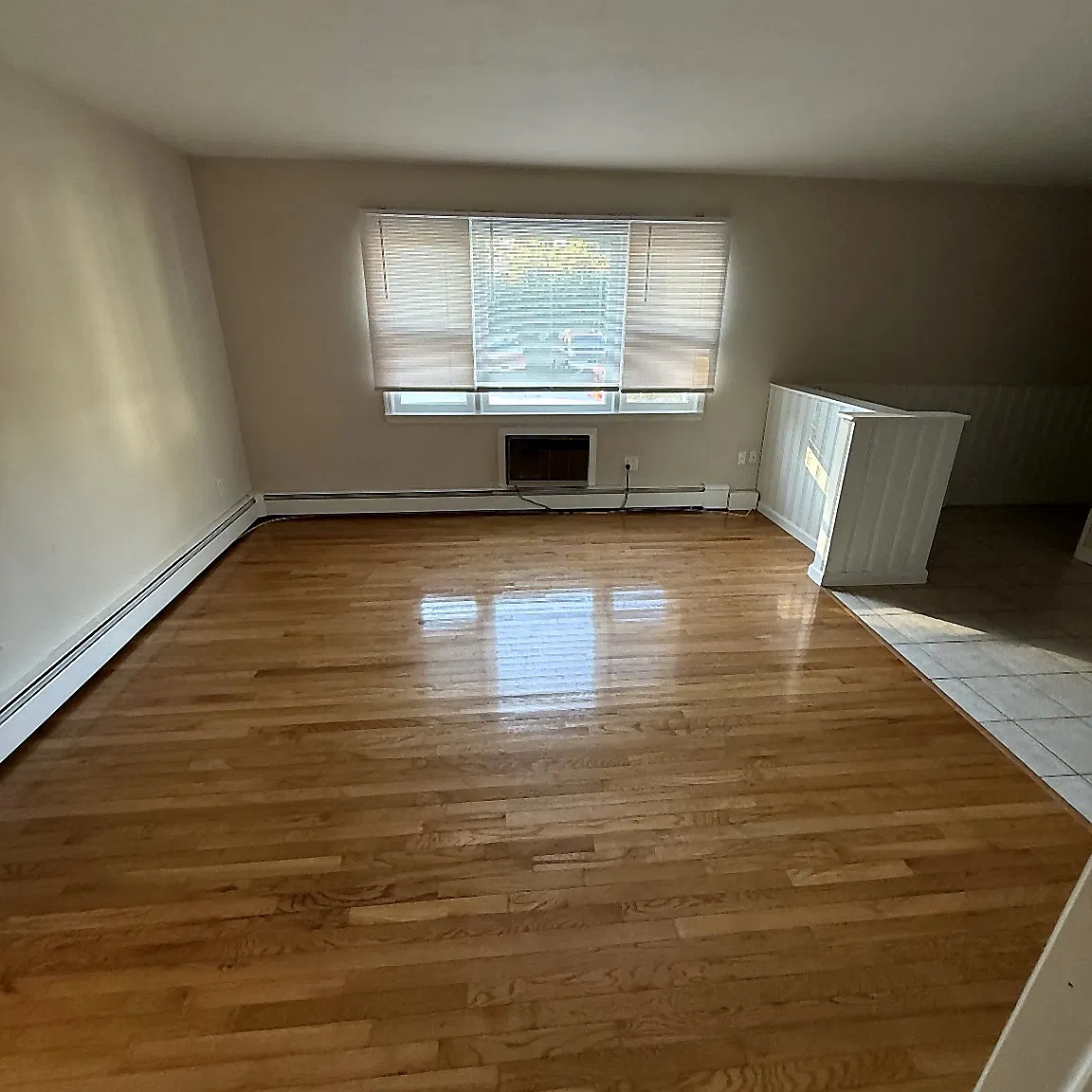 2 bed, 1000 sqft, $1,900 — Photo 4