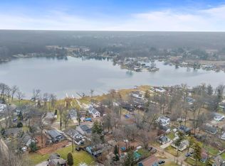 1465 Langfield Ave, White Lake, MI