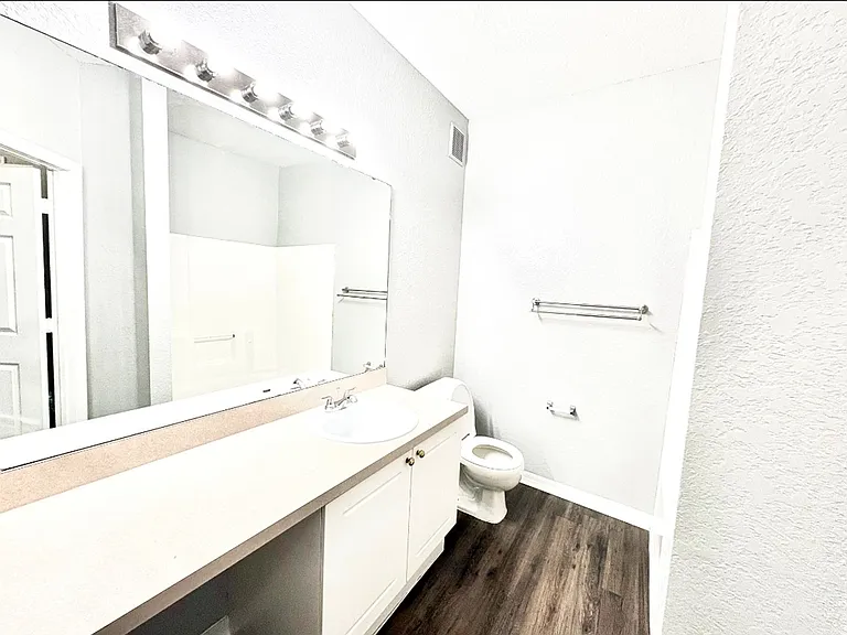 819 Grand Regency Pointe #100 — Photo 12
